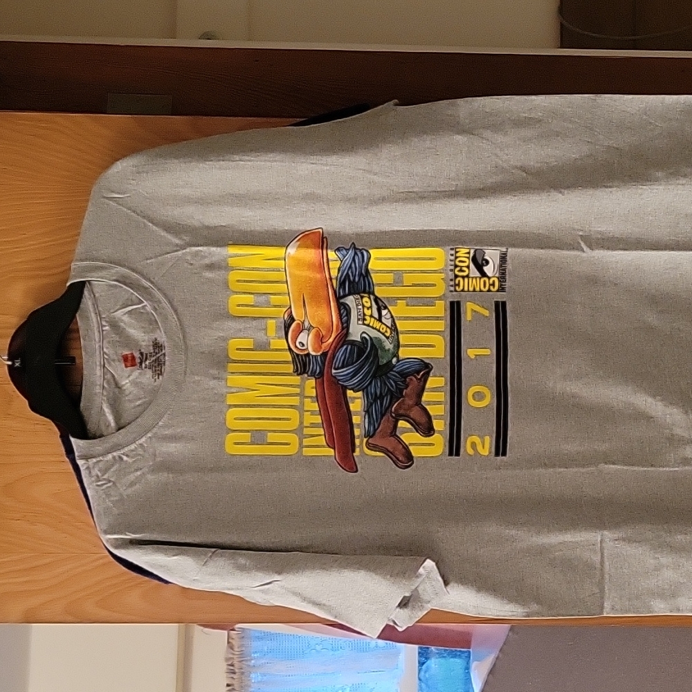 Comic Con 2017 XL T Shirt Bundle